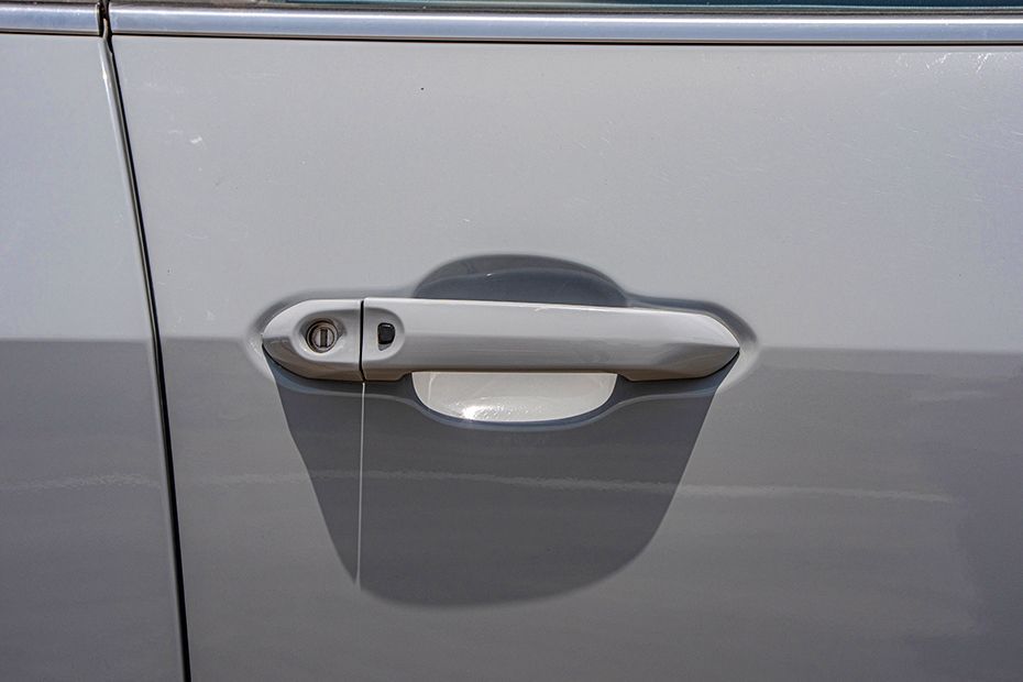 Door Handle Image of VF6