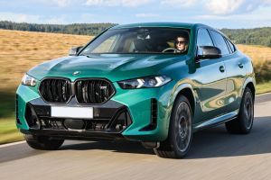 Driving: Front Left Quarter View Image of X6