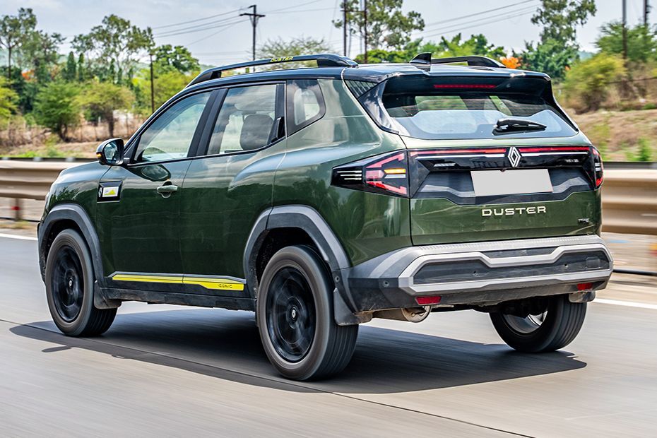 Driving: Rear Left Three Quarter View Image of Duster