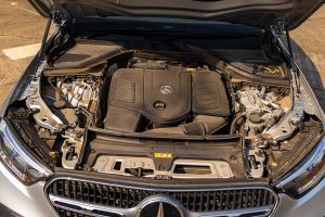 Engine Image of GLC