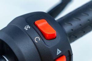 Engine Kill Switch of Tracker 400