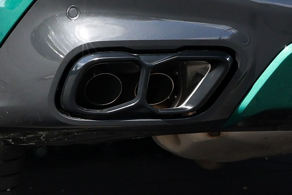 Exhaust Image of X6