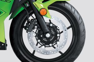 Front Brake of Ninja 500