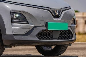 Front Bumper Image of VF6