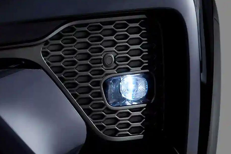 Front Fog Lamp Image of Fortuner