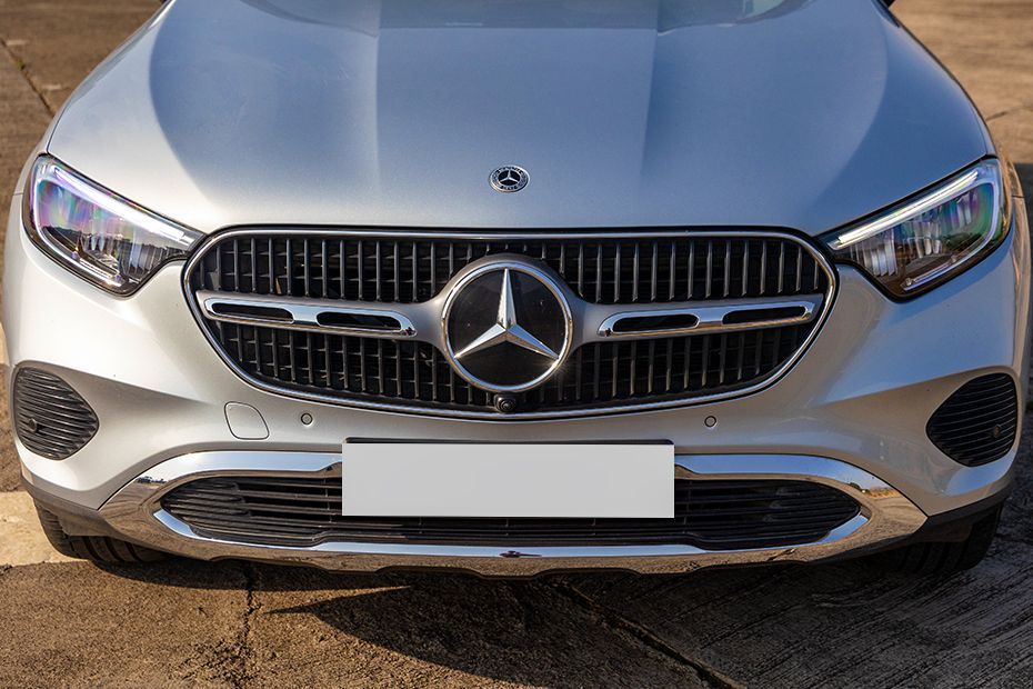 Front Grille Image of GLC