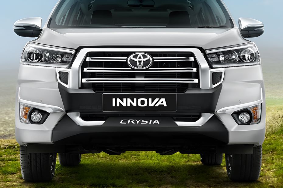Front Grille Image of Innova Crysta