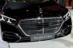 Front Grille Image of S-Class