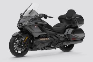 Front Left Quarter View View of Gold Wing