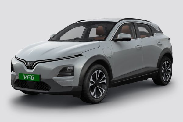 Front Left Quarter View Image of VF6