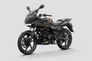 Front Left Quarter View View of Pulsar 220F