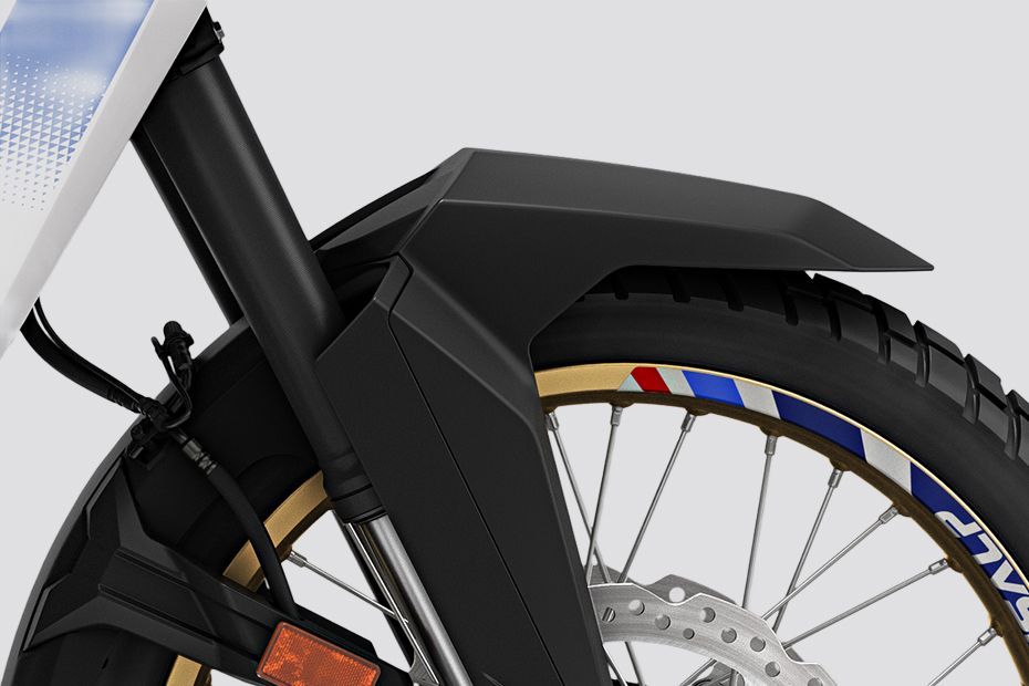 Front Mudguard & Suspension of XL750 Transalp
