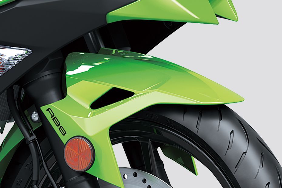 Front Mudguard & Suspension of Ninja 500