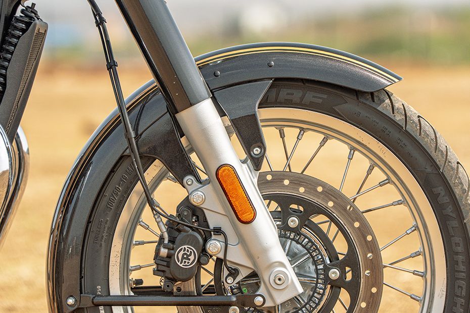 Front Mudguard & Suspension of Bullet 650