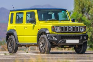 Front Right Quarter View Image of Jimny