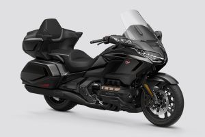Front Right Quarter View of Gold Wing