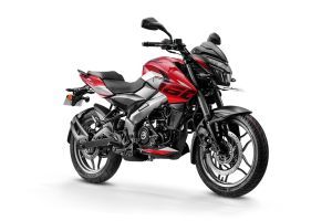 Front Right Quarter View of Pulsar NS160