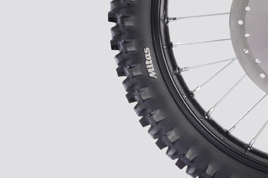 Front Tyre of KLX230R S