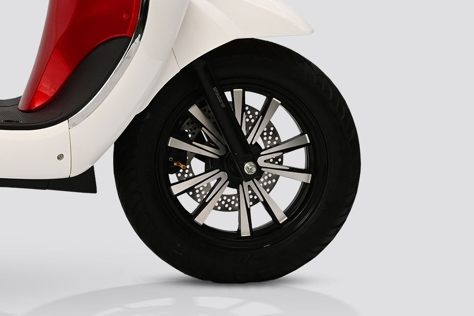 Front Tyre of Acute 2.2