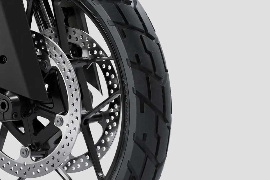 Front Tyre of Atlas