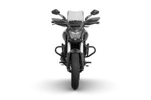 Front View of Dominar 400