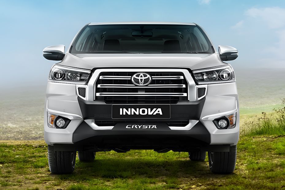 Front View Image of Innova Crysta