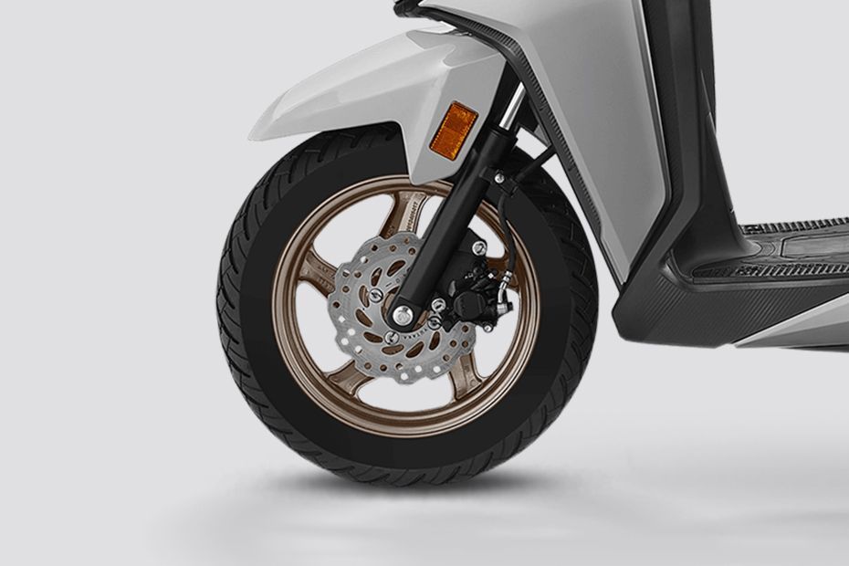 Front Wheel of Dio 125