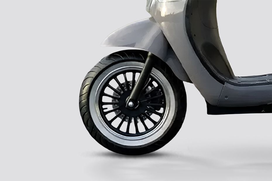 Front Wheel of Trento