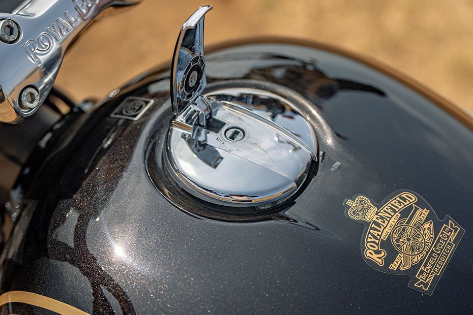 Fuel Lid (Closed) of Model_