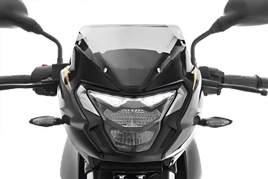 Headlamp of Pulsar 150
