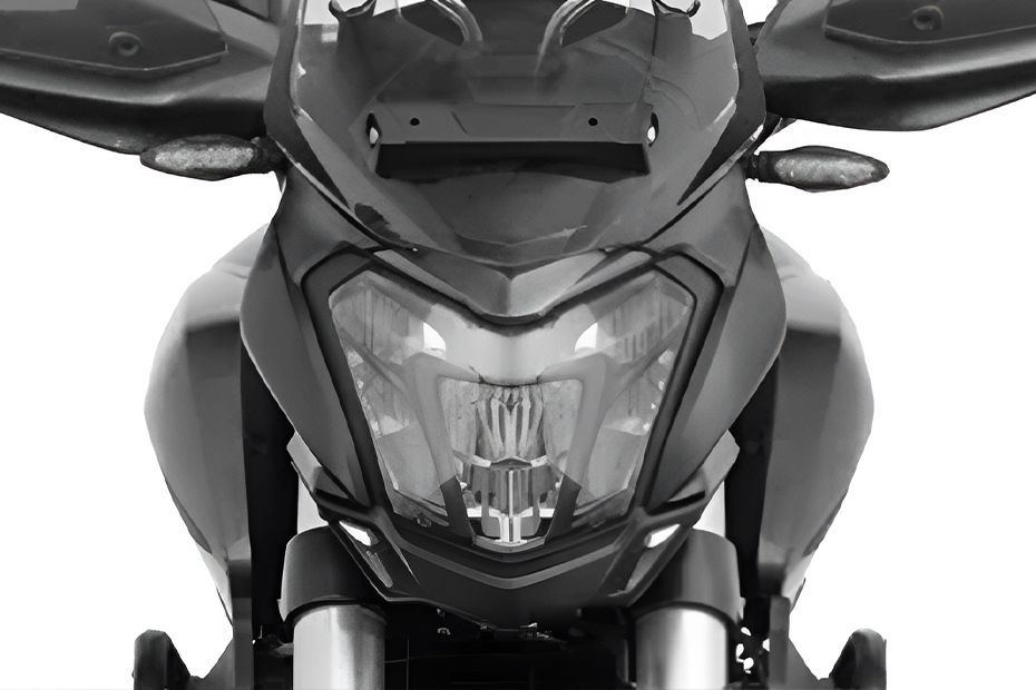 Headlamp of Dominar 400