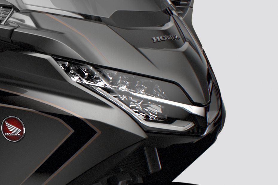 Headlamp of Gold Wing