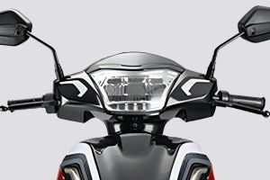 Headlamp of Magnus Neo