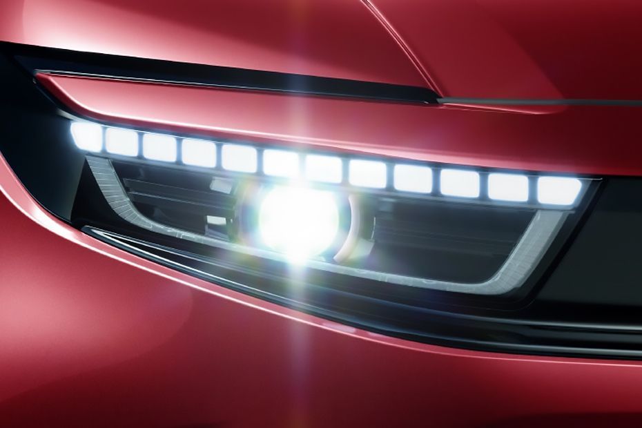 Headlight Image of Urban Cruiser EBELLA