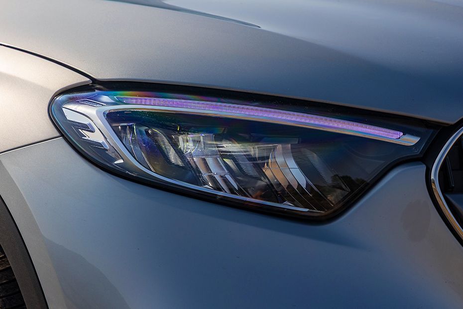 Headlight Image of GLC
