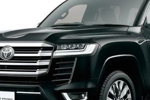 Headlight Image of Land Cruiser 300