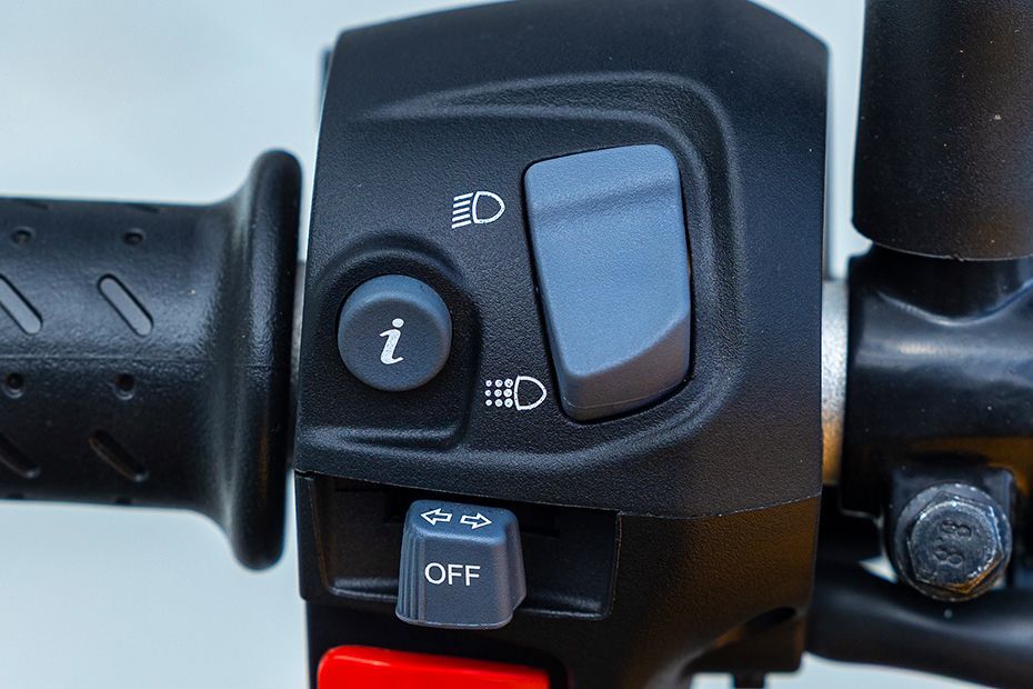 High Beam Low Beam Switch of  Tracker 400