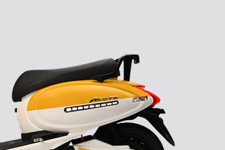 Rear Fairing of Acute