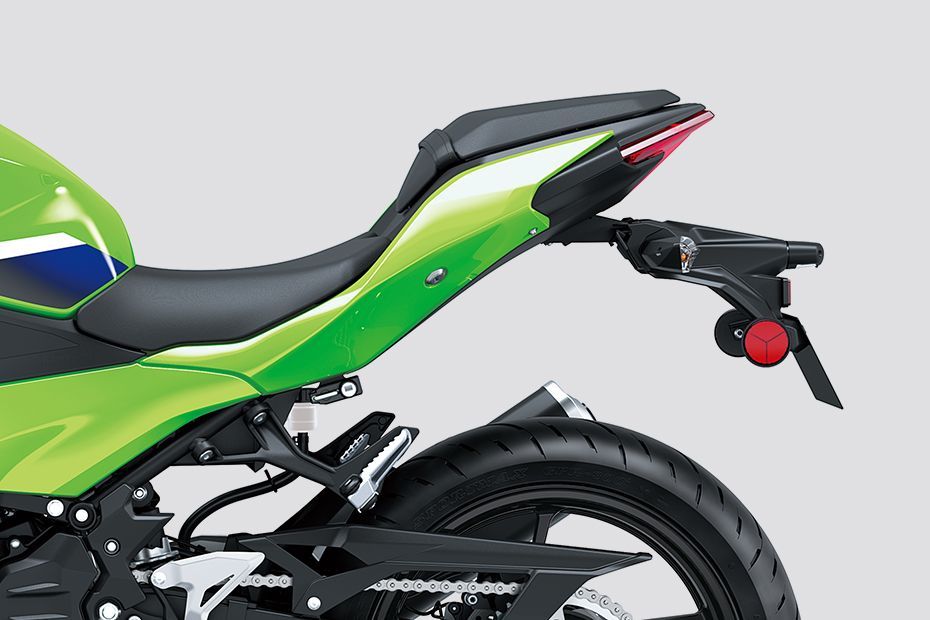 Rear Fairing of Ninja 500