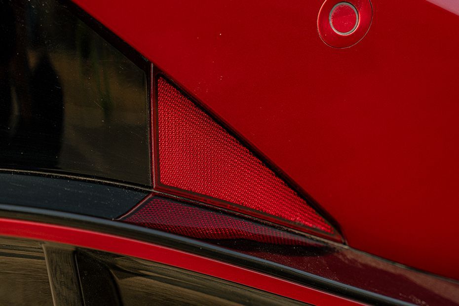 Rear Reflector Image of Cyberster