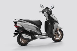Rear Right Three Quarter View of Dio 125