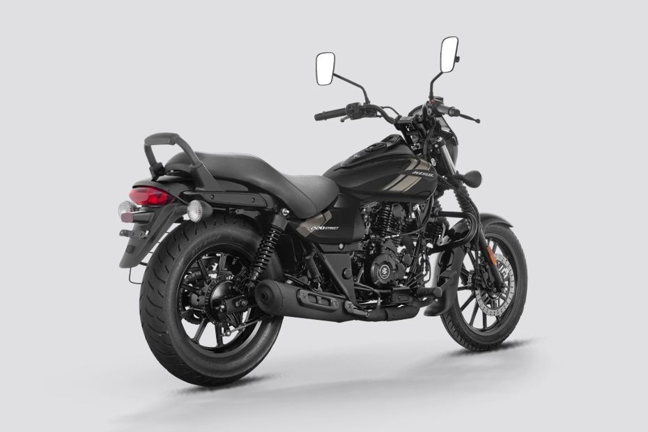 Rear Right Three Quarter View of Avenger 220 Street
