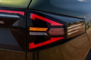 Turn Indicator (Rear) Image of Duster
