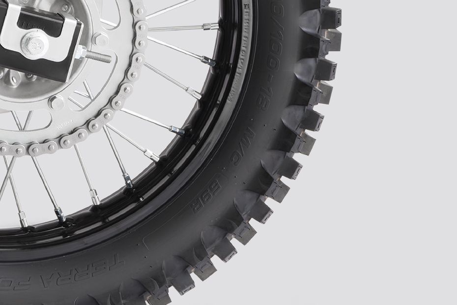 Rear Tyre of KLX230R S