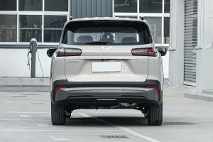 Rear View Image of Starlight 560
