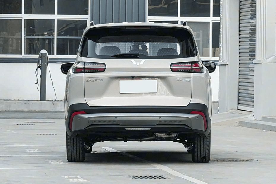 Rear View Image of Starlight 560