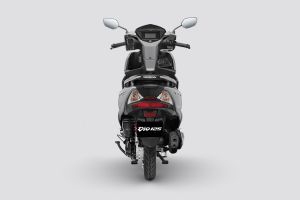 Rear View of Dio 125