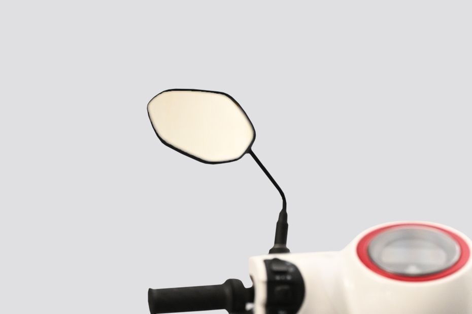 Rear View Mirror Glass of Acute 2.2