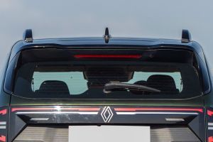 Rear WindShield Image of Duster