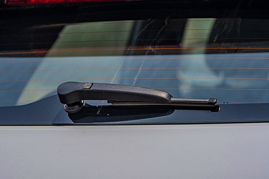 Rear Wiper Image of VF6